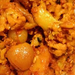 A picture of Fried masala gobi aloo.