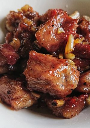 Hình của món Sườn chua ngọt.