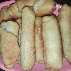 A picture of Fish Roll (baking powder method).