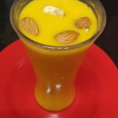 A picture of Mango milkshake.