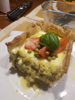 Una foto de Pastel vegetariano de lenteja, cebolla y queso