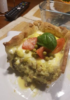 Una foto de Pastel vegetariano de lenteja, cebolla y queso
