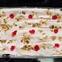 A picture of Cherry Nut Cake.