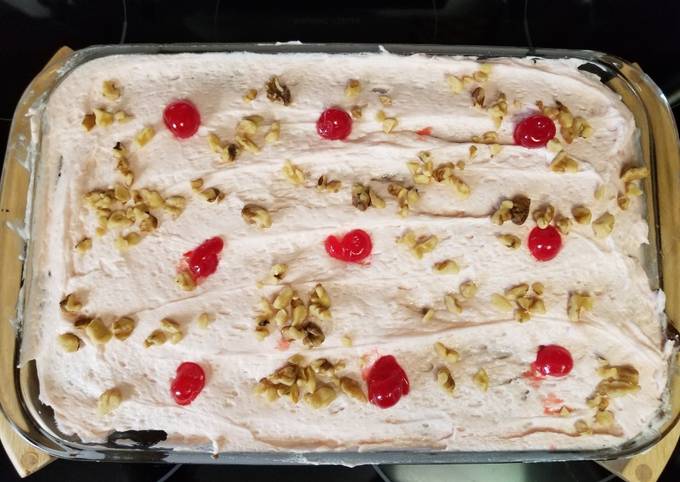 Steps to Make Ultimate Cherry Nut Cake