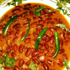 A picture of Rajma Curry.