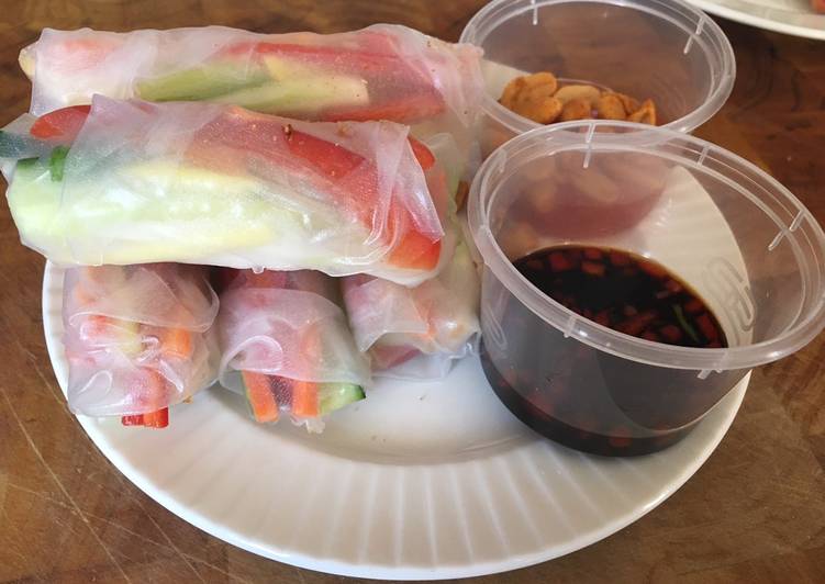 Steps to Make Super Quick Homemade Vietnamese spring rolls