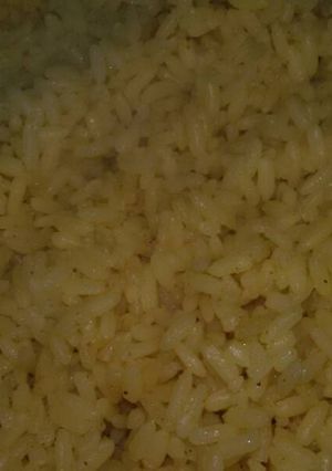 صورة لوصفة رز بالتوم والكاري