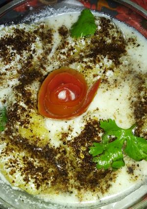 A picture of Moong dal ke dahi Vada.