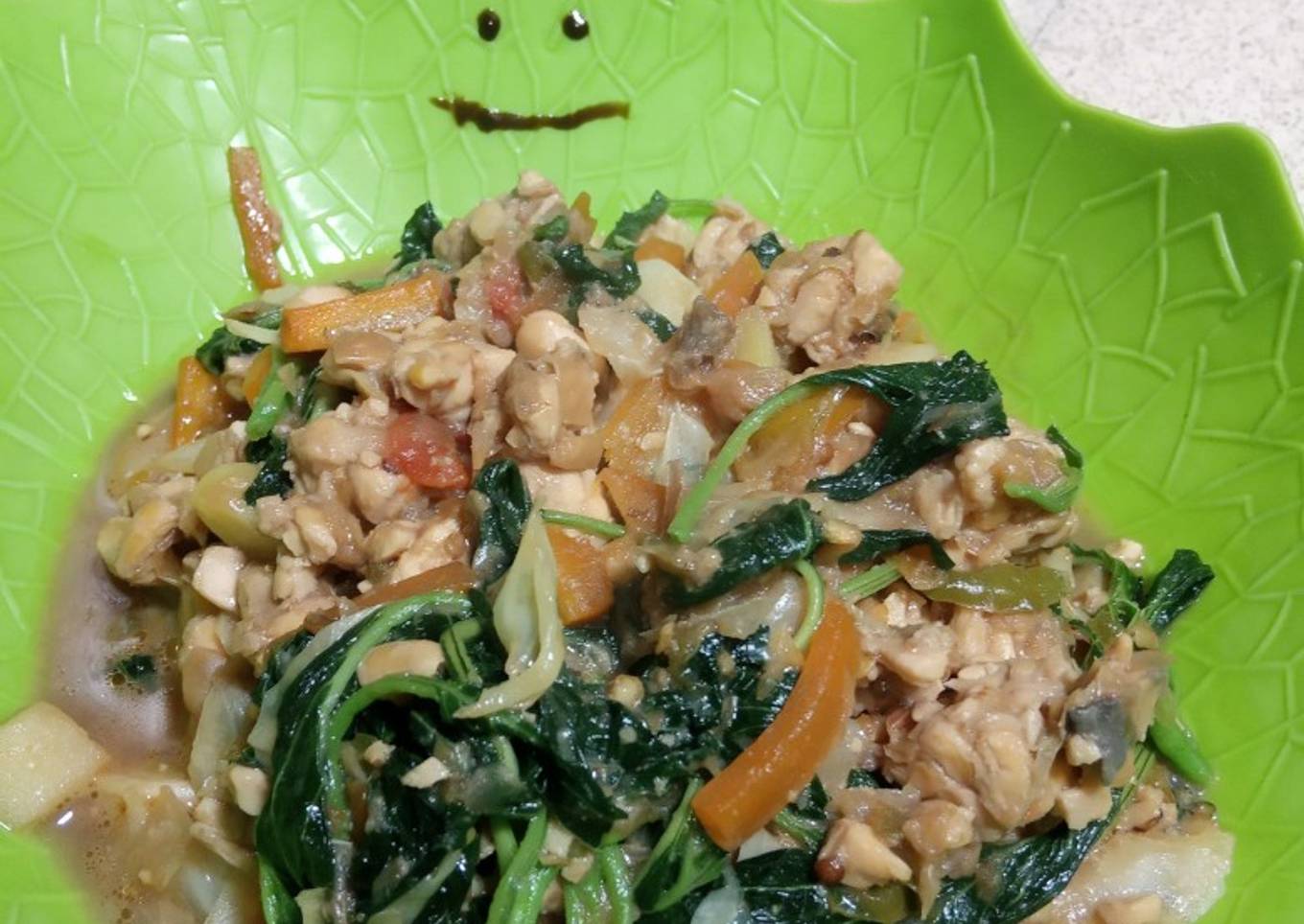 Arak Arek Spinak Tempe