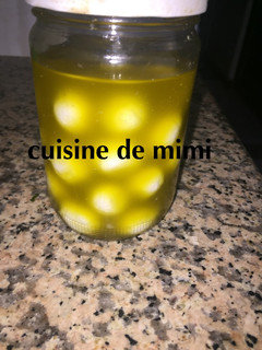 A picture of Labneh Balls.