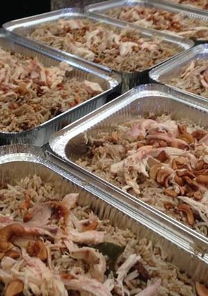 صورة لوصفة تطبيقة أرز مع دجاج سهلة وسريعة
