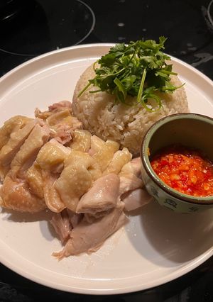 A picture of Super-easy Hainanese Chicken Rice.