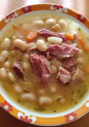 Egyszerű szemes paszulyleves recept fotója