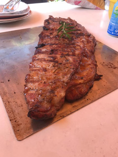 Una foto de Costillas a la barbacoa