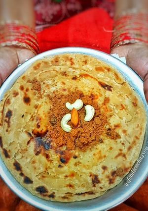 A picture of देसी घी की चूरी 😍#CHOORI #Churi #Attekichuri #maabhookhlagihai.