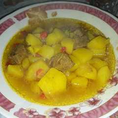 Una foto de Guiso de papas con carne