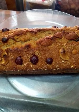 Una foto de 🍊Budín integral de naranja y banana 🍌vegano