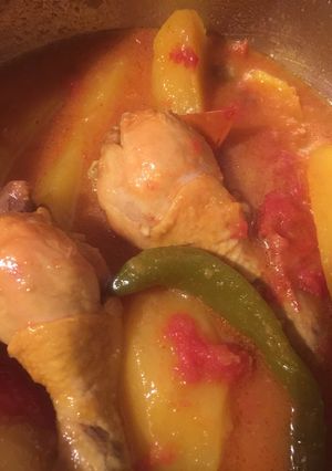 Une photo de Pomme de terre au curcuma