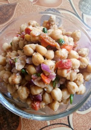 A picture of Chhole chat.