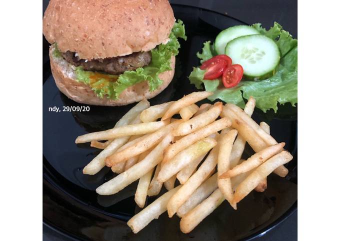 Cara Gampang Membuat Beef Patty Burger, Enak