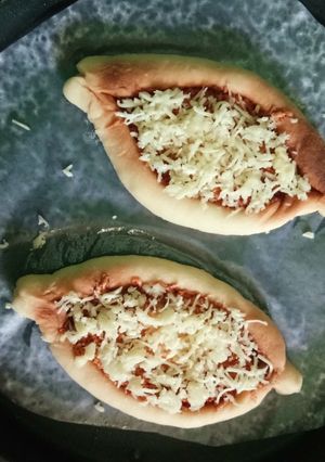 A picture of Khachapuri.