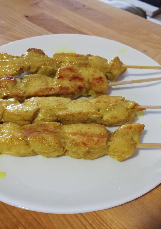 Una foto de Pinchos de pollo en adobo