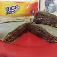 A picture of Mille Creapes Greentea cake with Nutella.