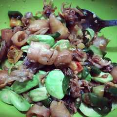 รูปของ Tumis cumi asin Pete cabe hijau