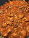 Sauté de veau au Porto tomates ail et oignon