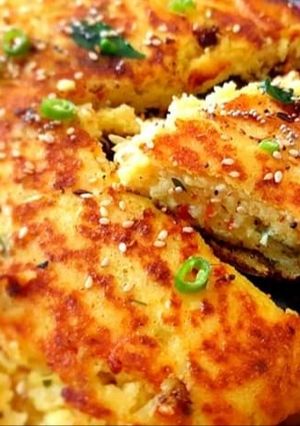 A picture of Handwa Gujrati special Savory Cake.