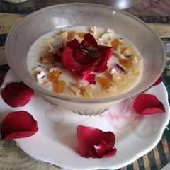 Gulab kheer A picture of Gulab kheer.