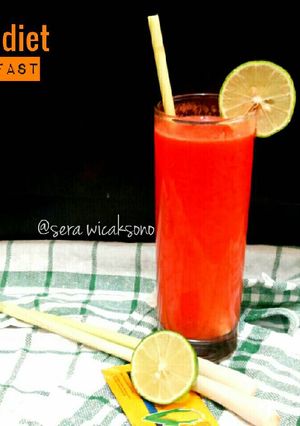 Foto resep Mayo day 5 - breakfast | jus wortel sere
