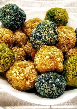 A picture of Sesame Praline's with Four flavours.
