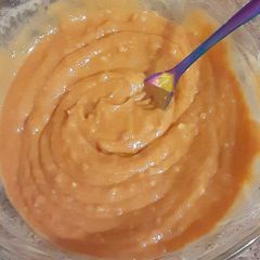Thai peanut sauce A picture of Thai peanut sauce.