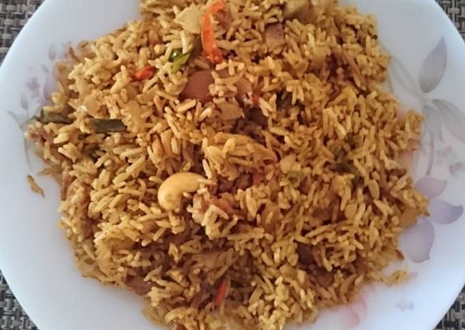 How to Prepare Perfect Vegetable Tawa Pulao