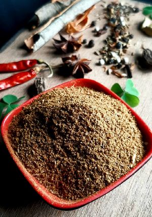 কালাভূণার মশলা। রেসিপির প্রধান ছবি