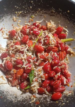 Foto resep Tumis kulit melinjo maknyuuus