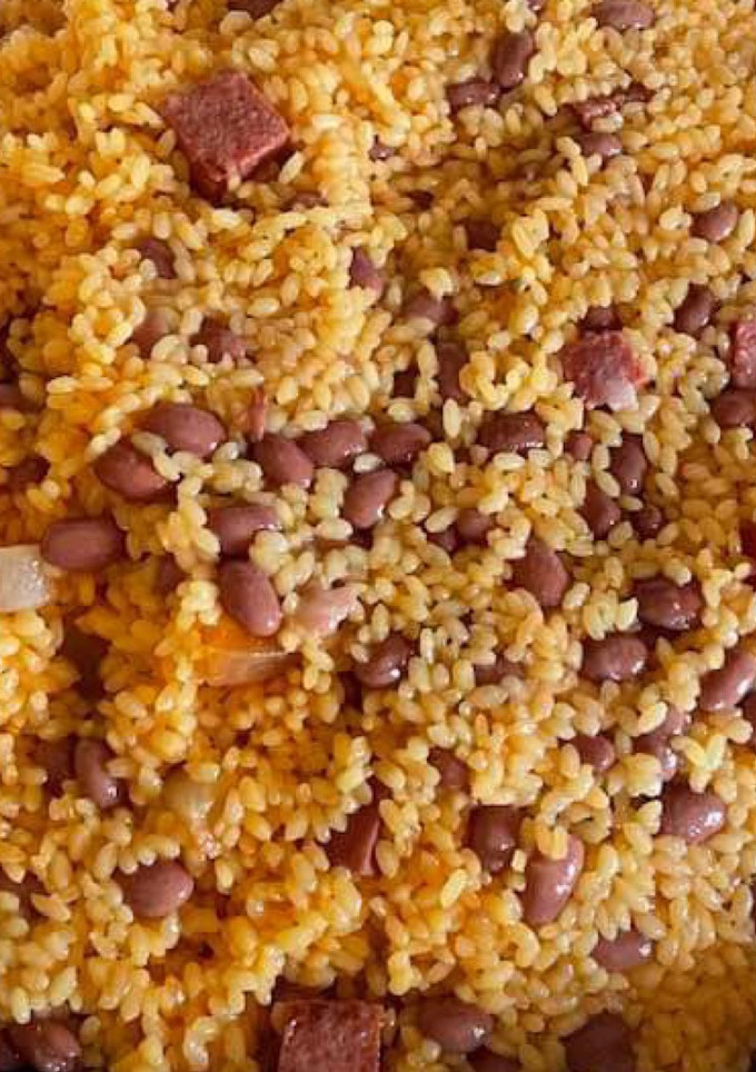 Una foto de Arroz con habichuelas