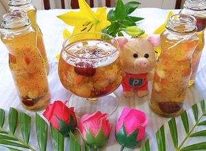 Hình của món Chè dưỡng nhan.