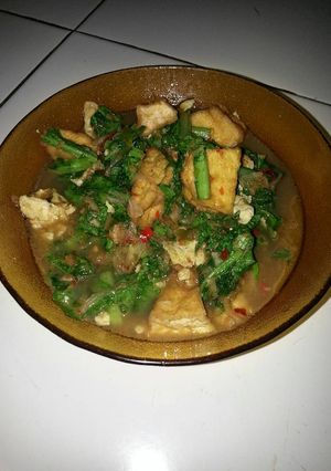 Foto resep sawi kuah ala anak kost. 