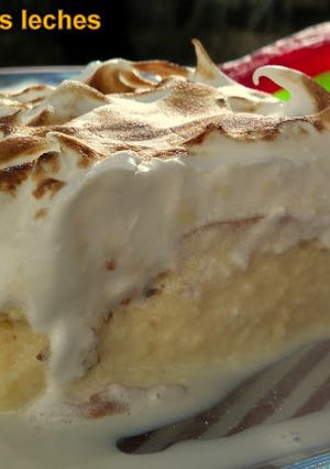 Una foto de Postre de tres leches
