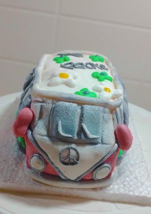 Una foto de Feliz 🌸!! Camioneta hippie y galletitas de primavera 🌸🌼🌼🌸