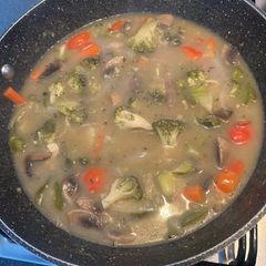 A picture of Thai green curry 🍛 1st attempt.