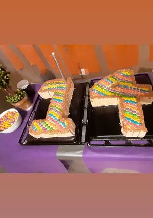 Una foto de Torta con número