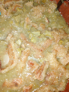 Una foto de Chicharrón en salsa verde