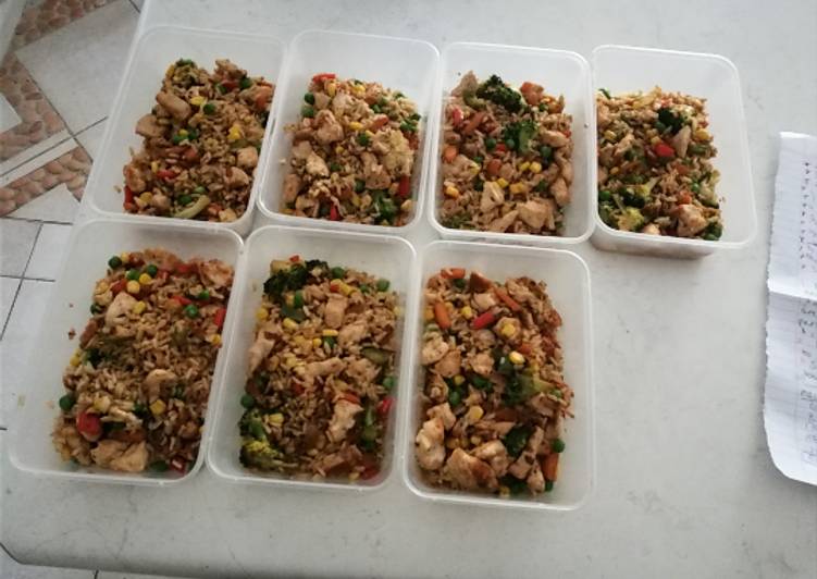 Steps to Make Speedy Chicken fried rice