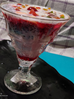 उपवासाचा फालुदा (upwasacha falooda recipe in marathi) रेसिपी चे मुख्य फोटो
