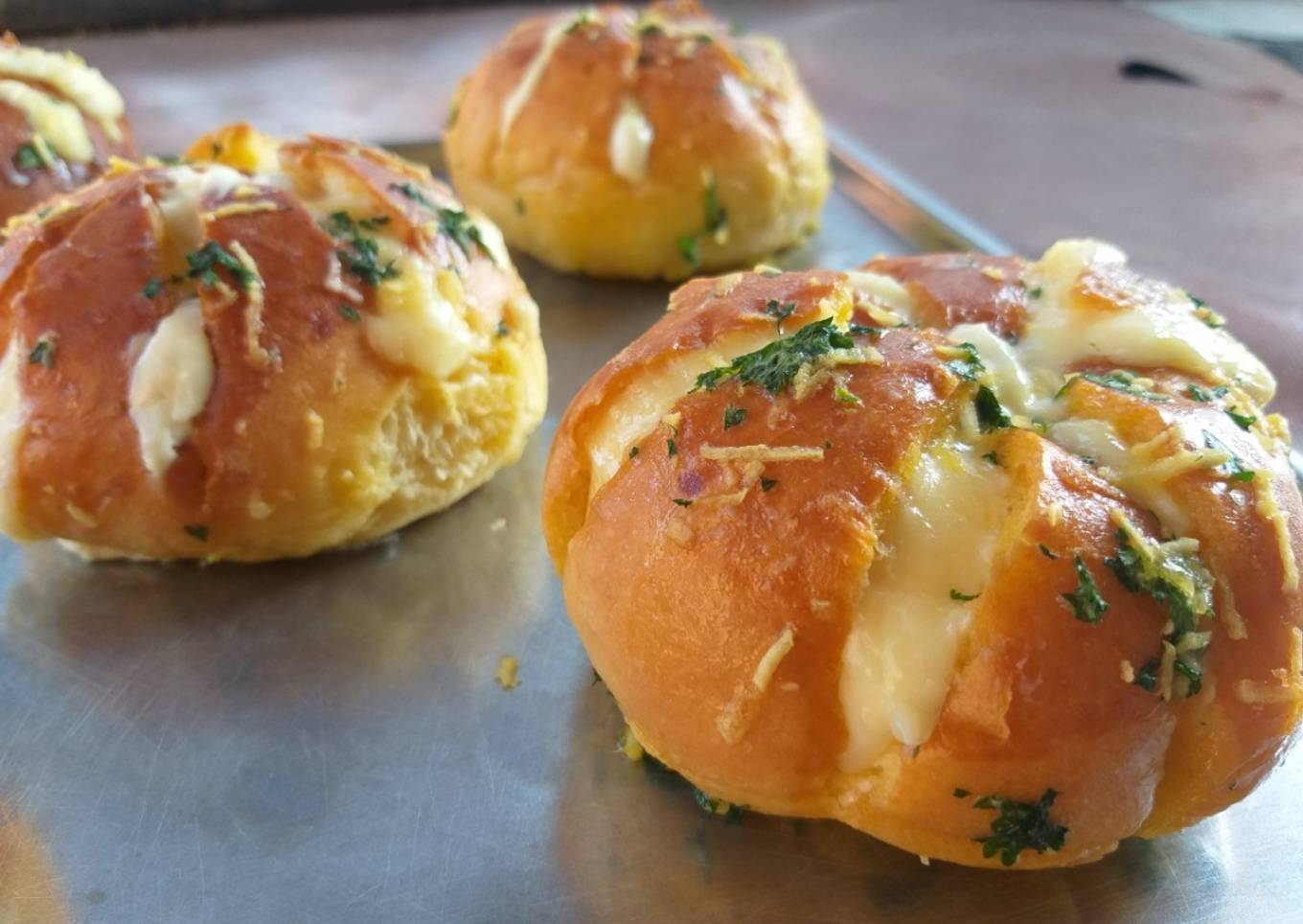 Korean butter garlic cheese bread