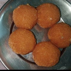 A picture of Ladoo.