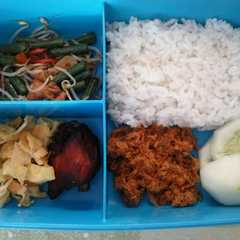 รูปของ Bekal sekolah